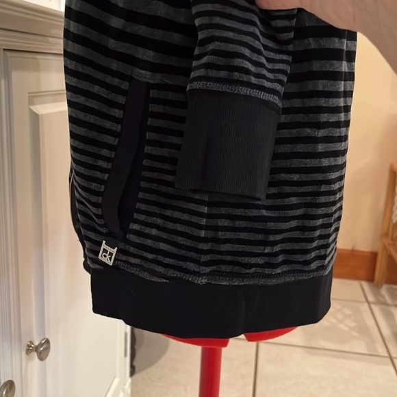 Black and grey velour performance shirt/jacket. - Picture 5 of 6